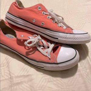 Pink converse